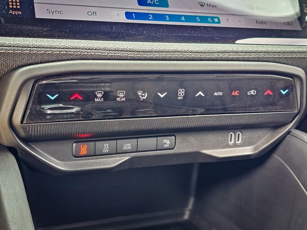 New 2026 Jeep Cherokee Laredo image 23