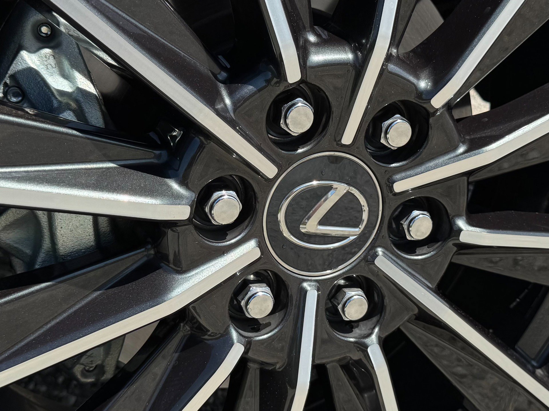 Used 2024 Lexus GX 550 AWD/4WD image 78