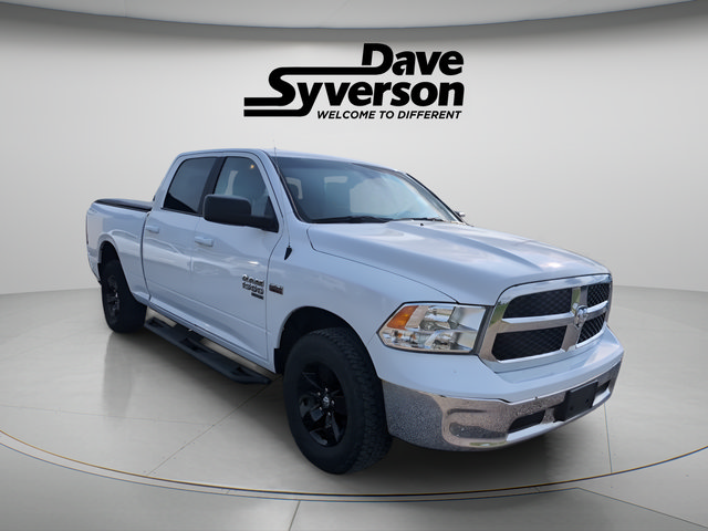 Used 2021 RAM 1500 Classic SLT AWD/4WD image 3