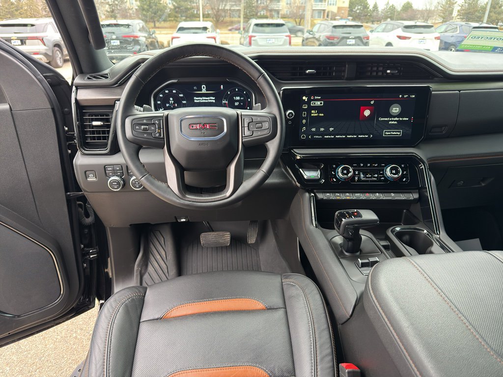 Used 2024 GMC Sierra 1500 AT4 w/ Technology Package image 21