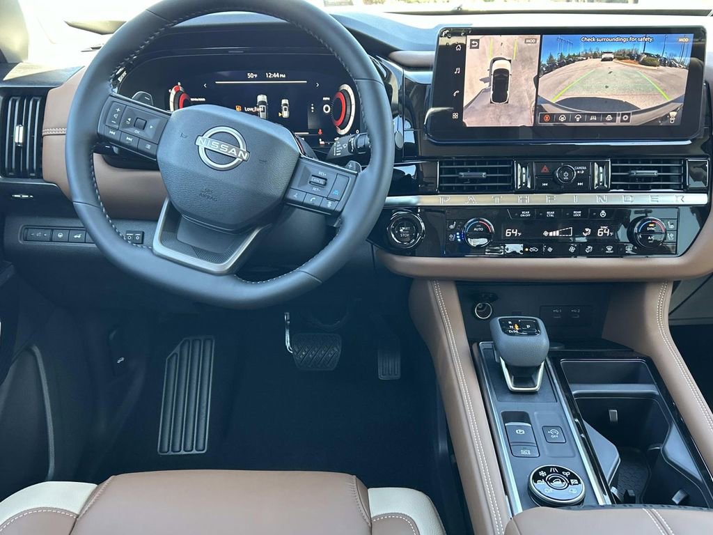 New 2026 Nissan Pathfinder Platinum w/ Lighting Package AWD/4WD image 23