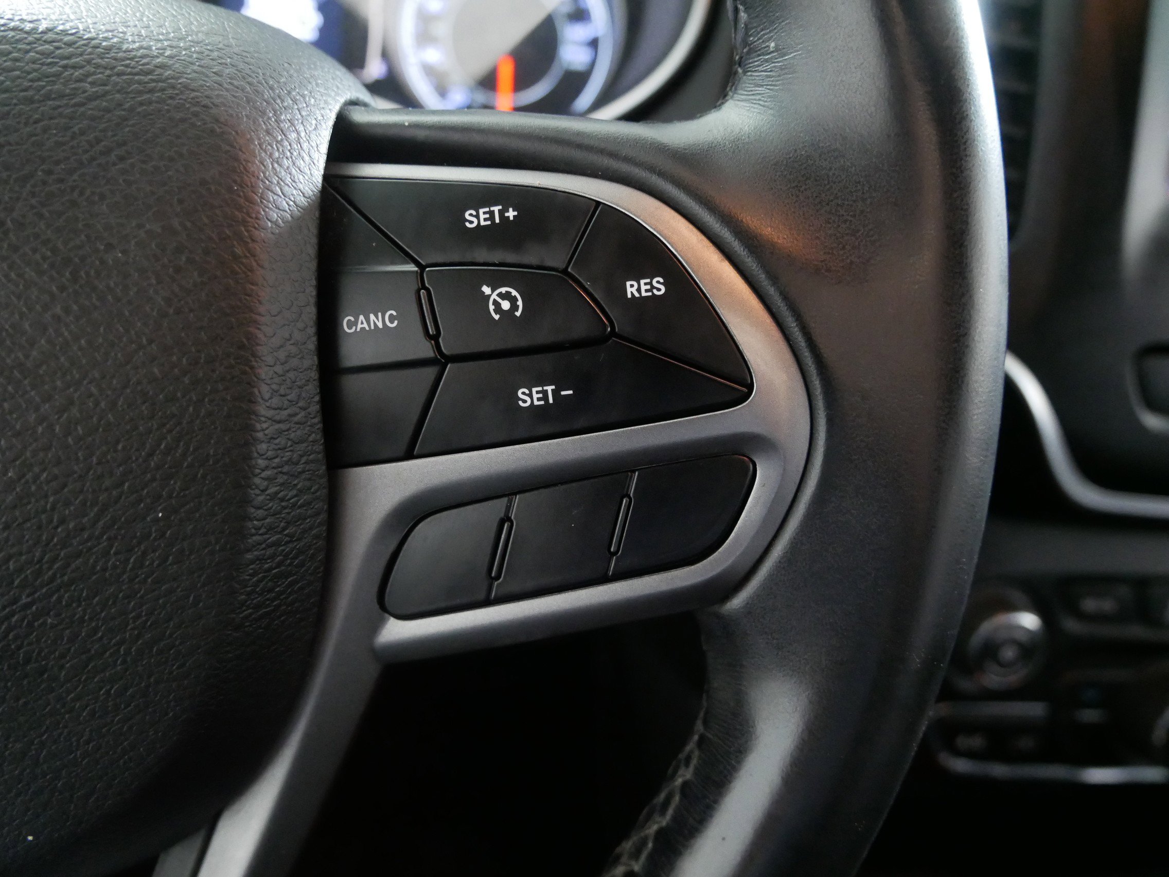 Used 2019 Jeep Cherokee Latitude Plus image 28