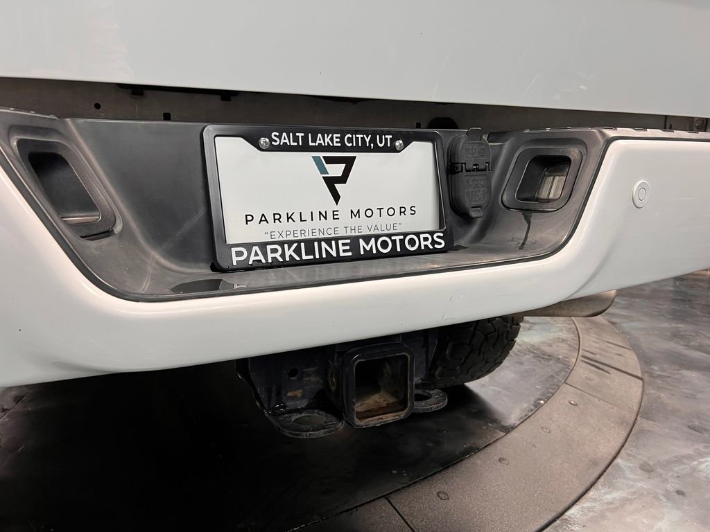 Used 2018 RAM 3500 Laramie w/ Sport Appearance Group AWD/4WD image 26