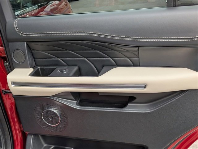 Used 2021 Ford Expedition Platinum image 35