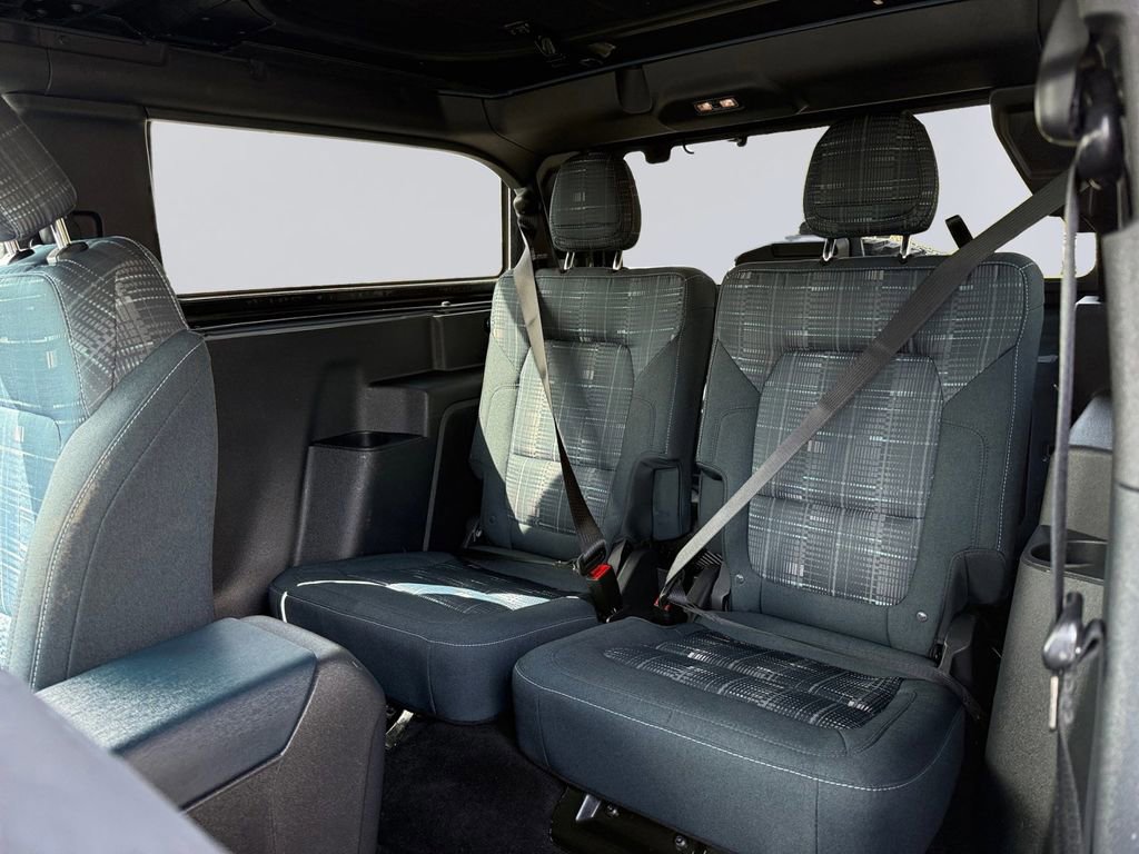 Used 2024 Ford Bronco Heritage Edition AWD/4WD image 17