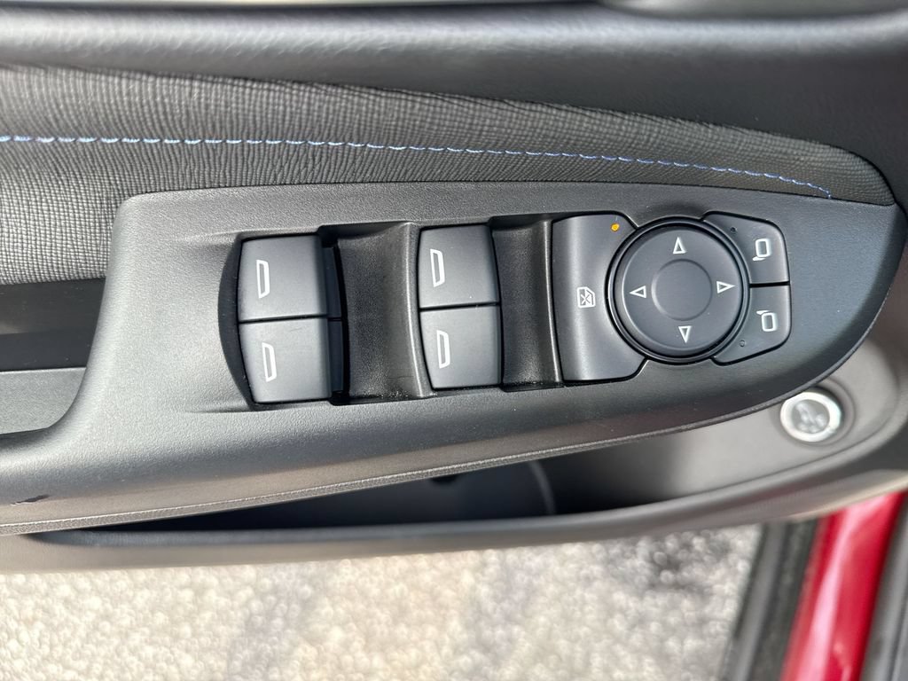 Used 2024 Buick Envista Sport Touring w/ Convenience I Package FWD image 22