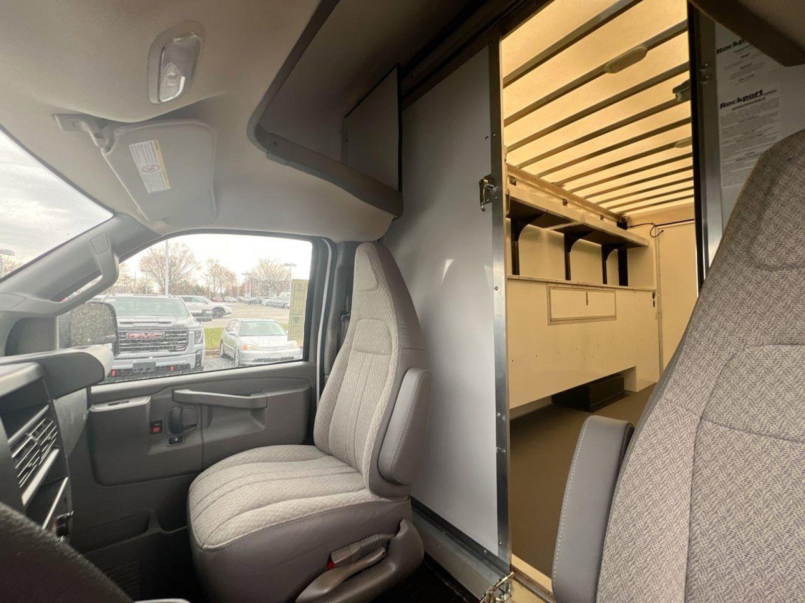 New 2025 GMC Savana 3500 w/ Power Convenience Package image 22