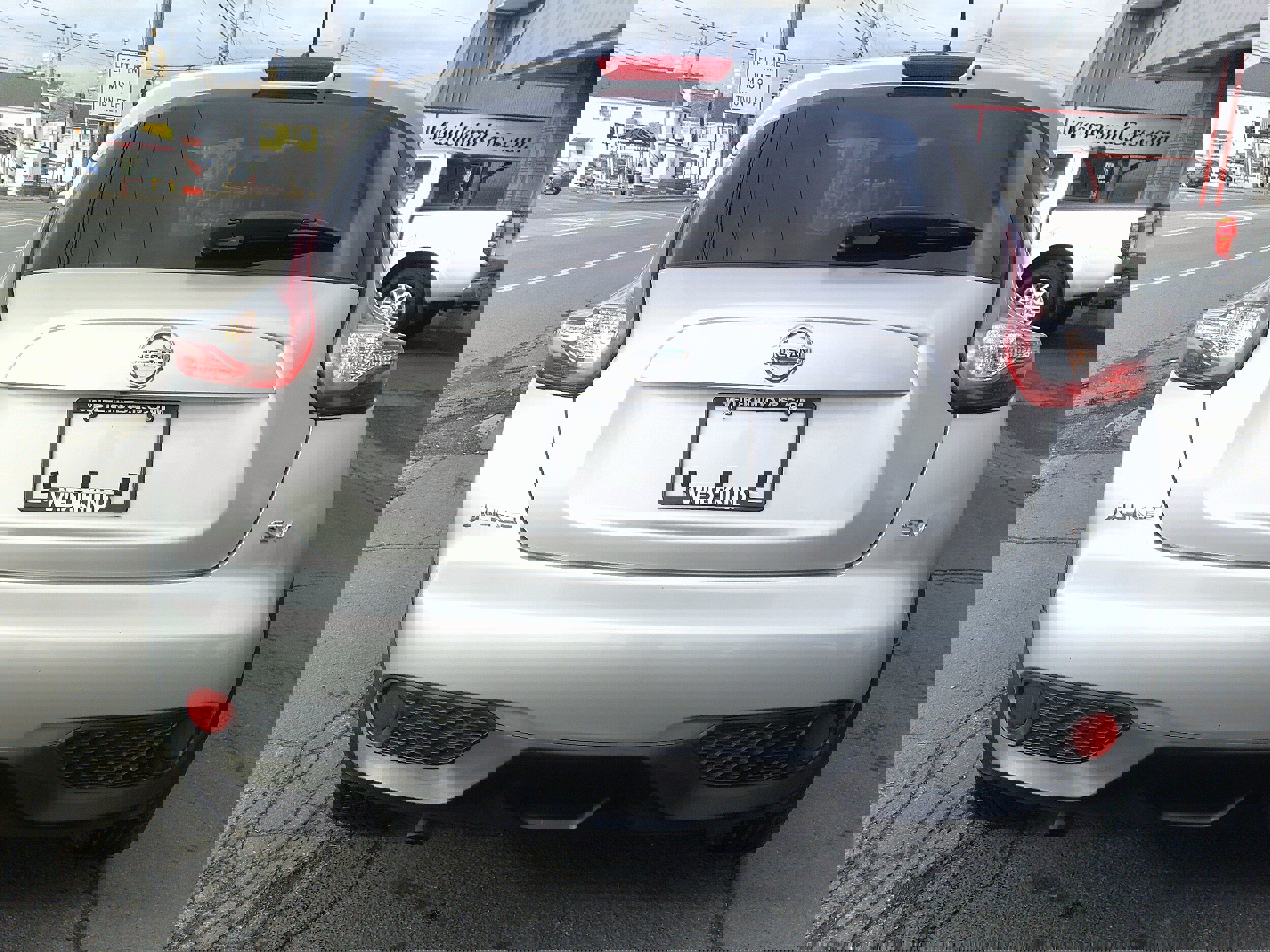 Used 2017 Nissan Juke SV image 5