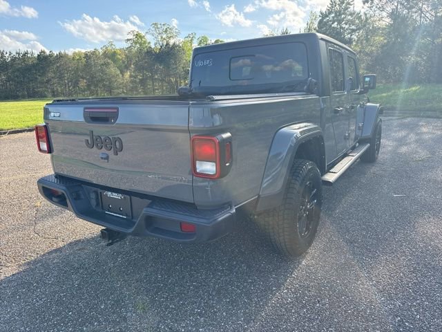 Used 2022 Jeep Gladiator Sport image 3