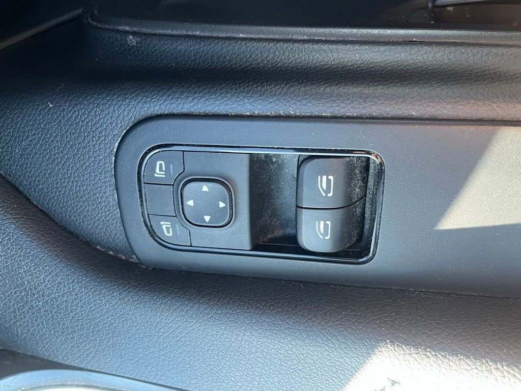 Used 2023 Mercedes-Benz Sprinter 1500 image 24