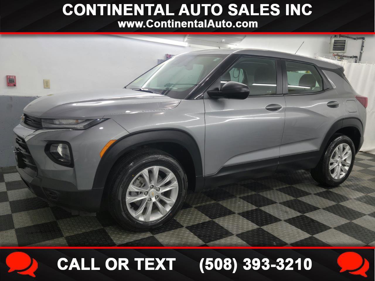 Used 2023 Chevrolet TrailBlazer LS AWD/4WD image 1