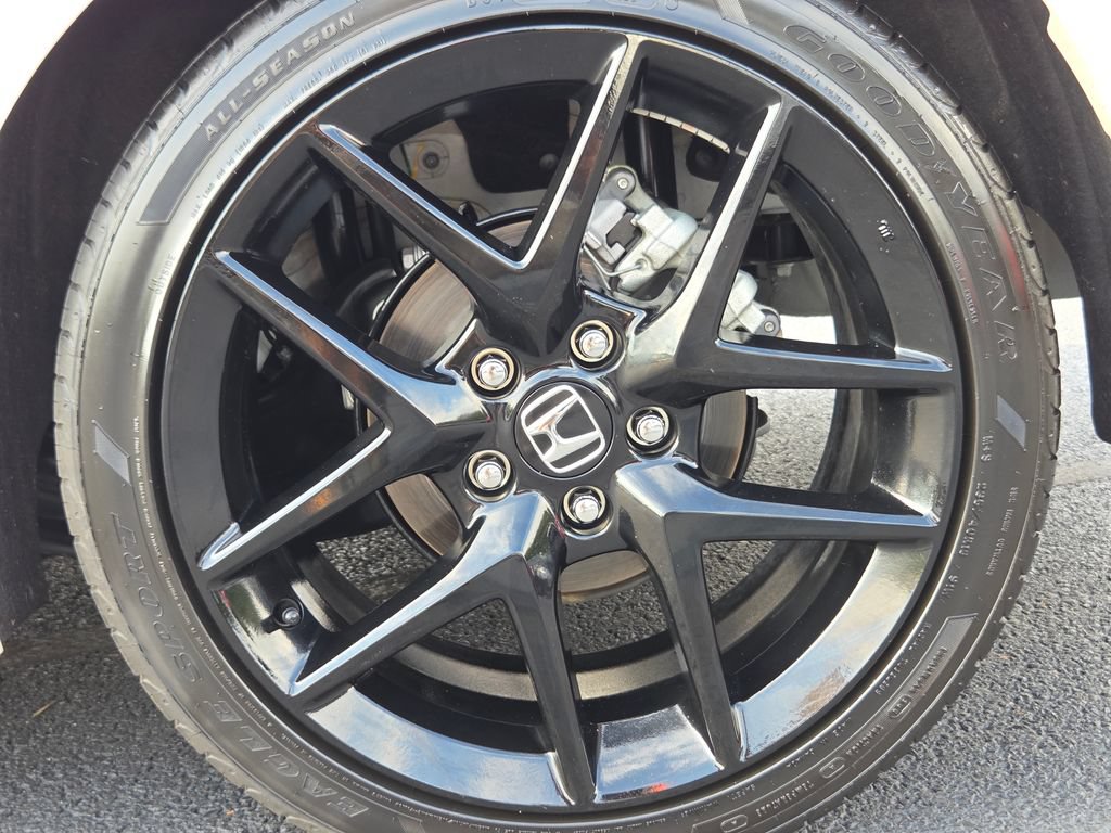 Certified 2025 Honda Civic Sport image 17