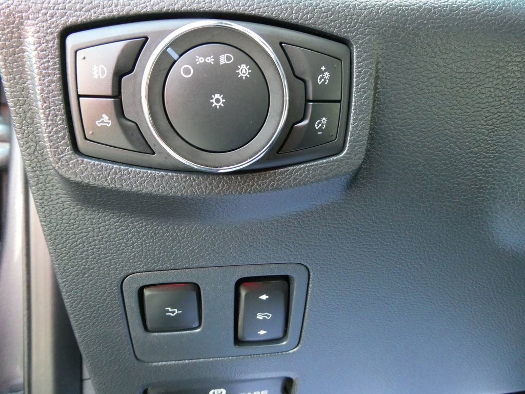 Used 2022 Ford F250 Lariat w/ Tremor Off-Road Package image 26