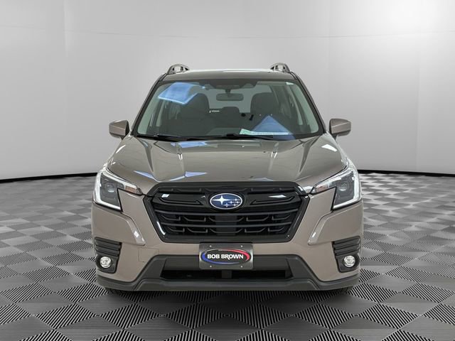 Used 2024 Subaru Forester Premium image 8