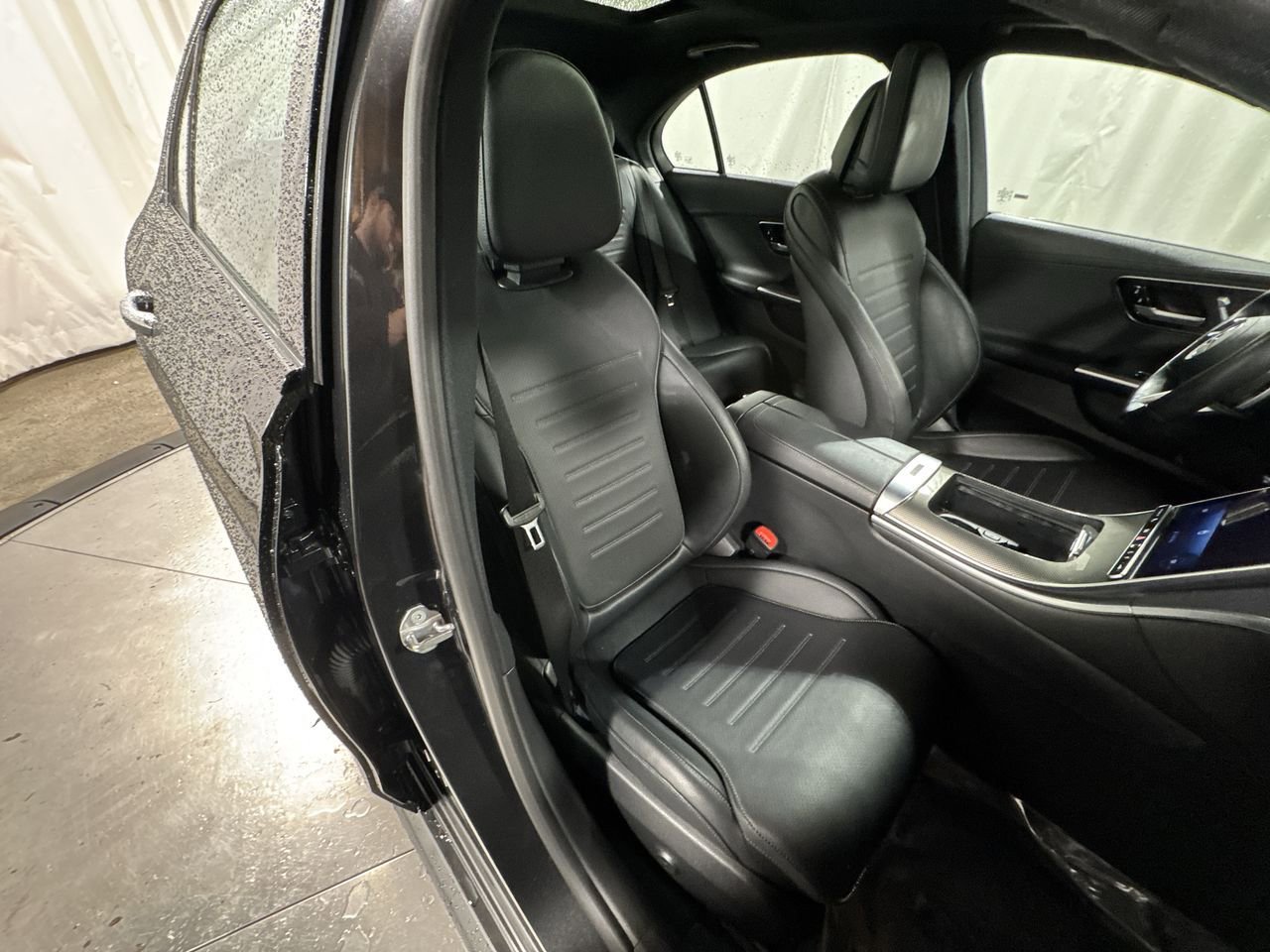 Used 2022 Mercedes-Benz C 300 4MATIC Sedan image 33