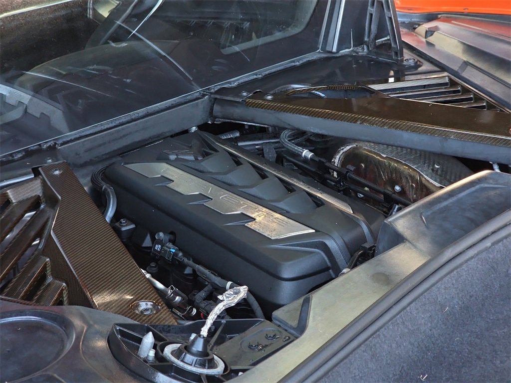 Used 2021 Chevrolet Corvette Stingray Premium Cpe w/ Z51 Performance Package image 18