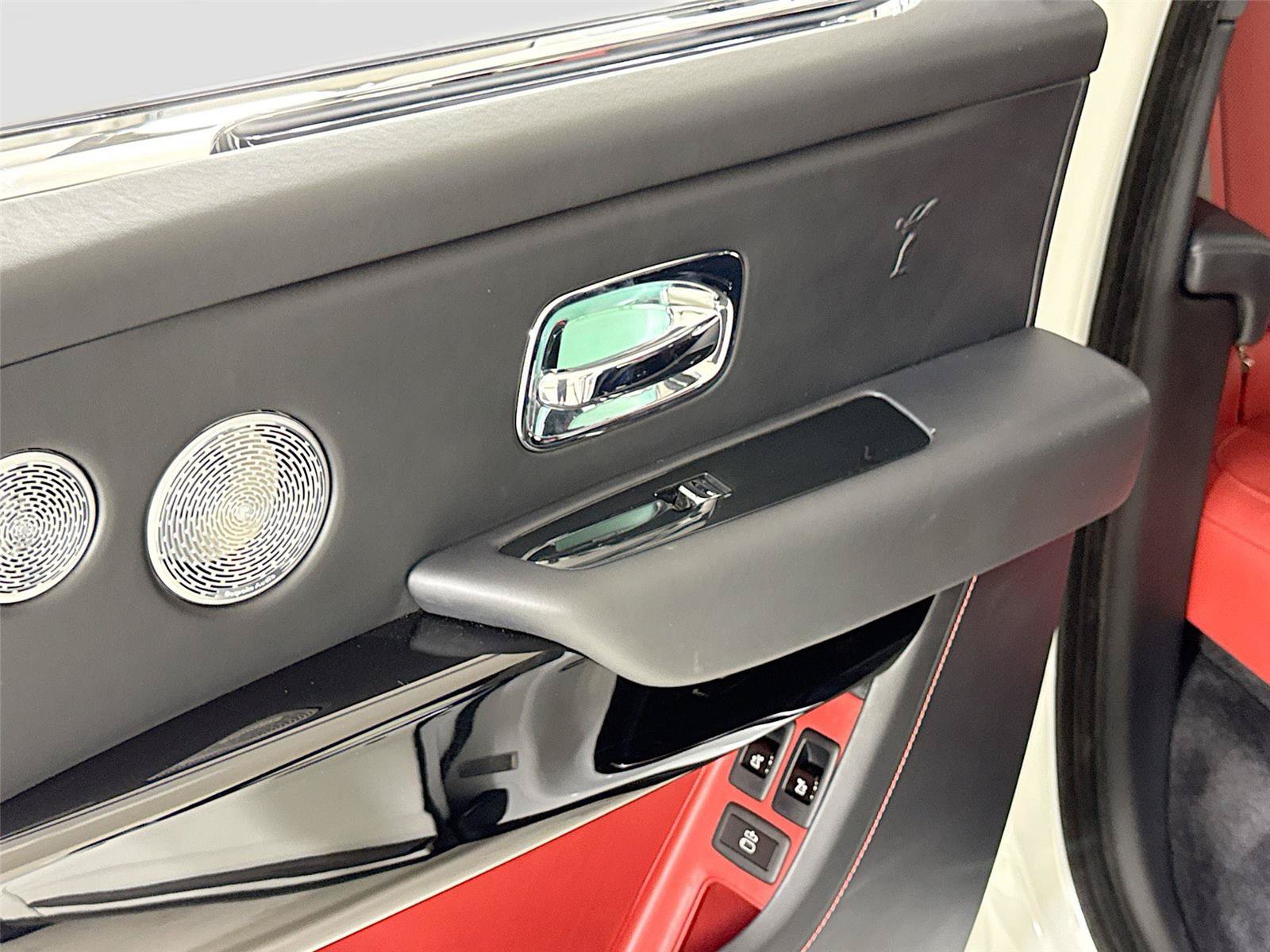Used 2021 Rolls-Royce Cullinan AWD/4WD image 30