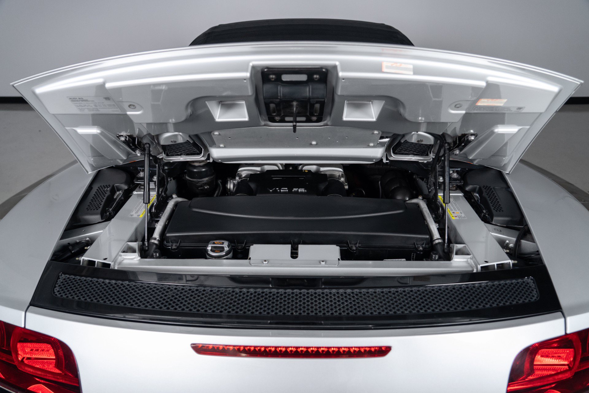 Used 2012 Audi R8 V10 AWD/4WD image 26