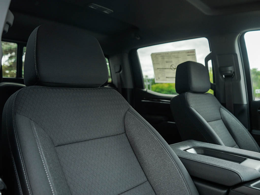 New 2026 GMC Sierra 1500 SLE AWD/4WD image 10