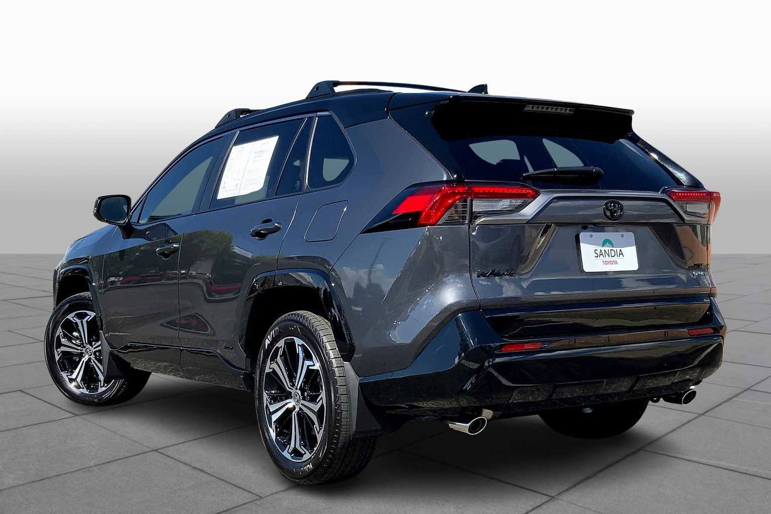 Certified 2025 Toyota RAV4 XSE image 11