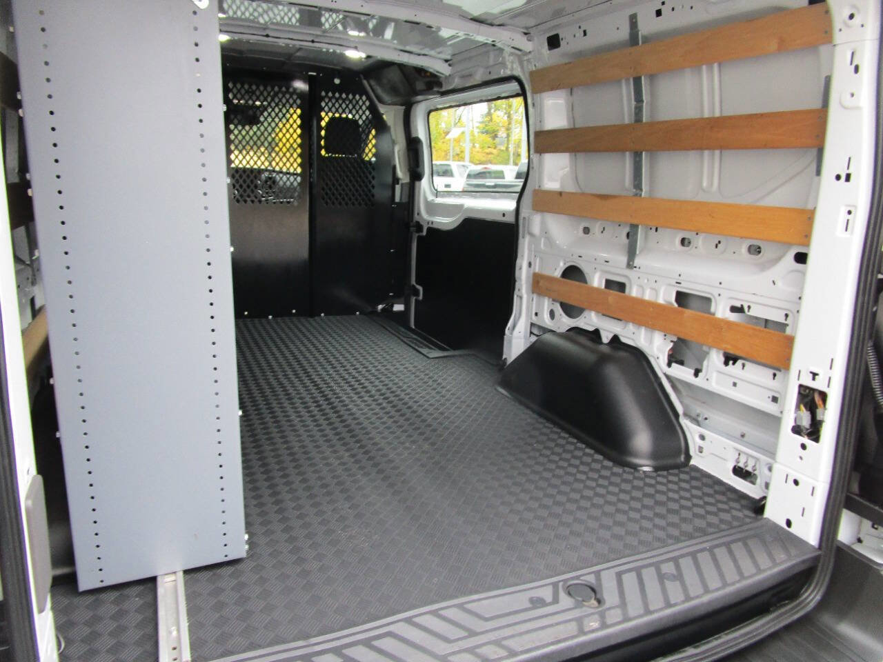 Used 2024 Ford Transit 250 Low Roof w/ Exterior Upgrade Package image 12
