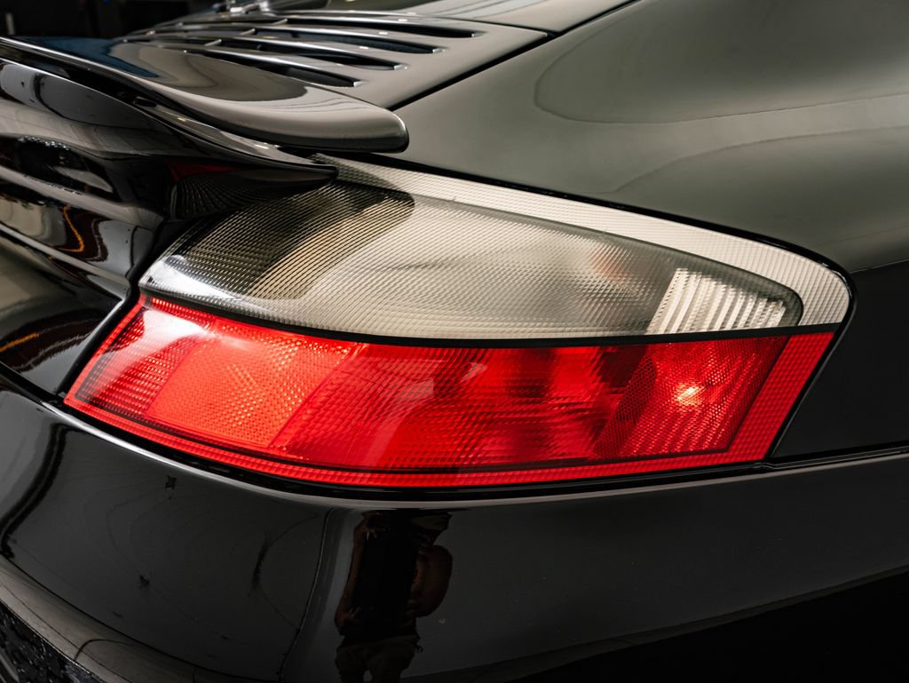 Used 2001 Porsche 911 Turbo AWD/4WD image 23