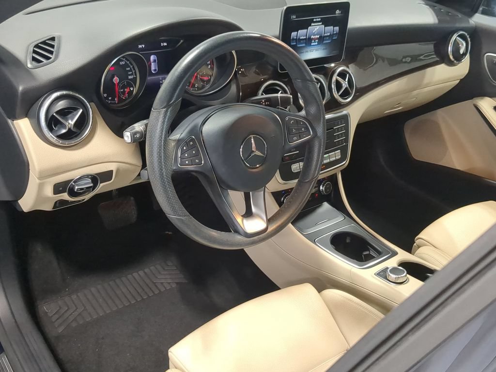 Used 2018 Mercedes-Benz CLA 250 4MATIC image 11