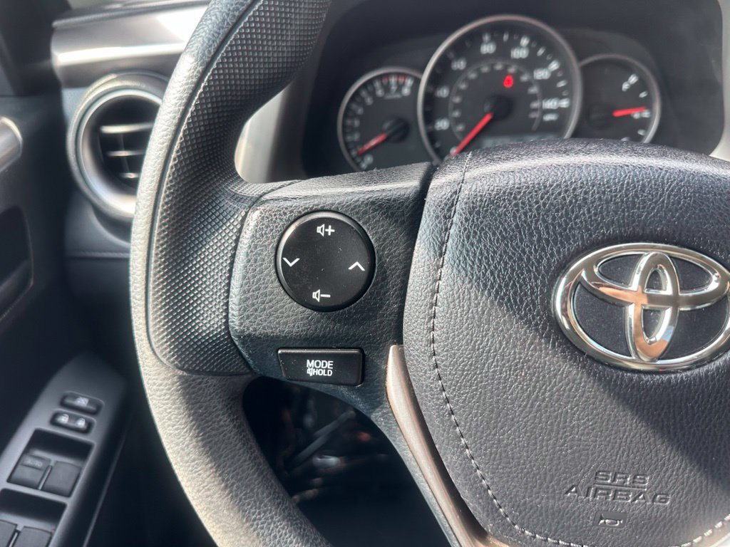 Used 2016 Toyota RAV4 LE AWD/4WD image 25