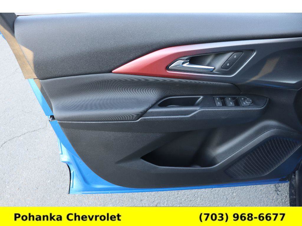 New 2026 Chevrolet Equinox EV RS FWD image 21