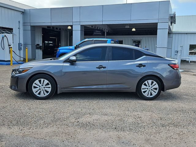 Used 2025 Nissan Sentra S FWD image 41