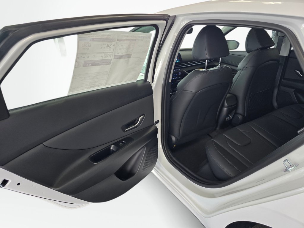 New 2026 Hyundai Elantra Limited FWD image 33