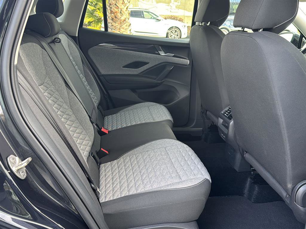 Used 2025 Volkswagen Tiguan S w/ 18" Wheel Package image 15