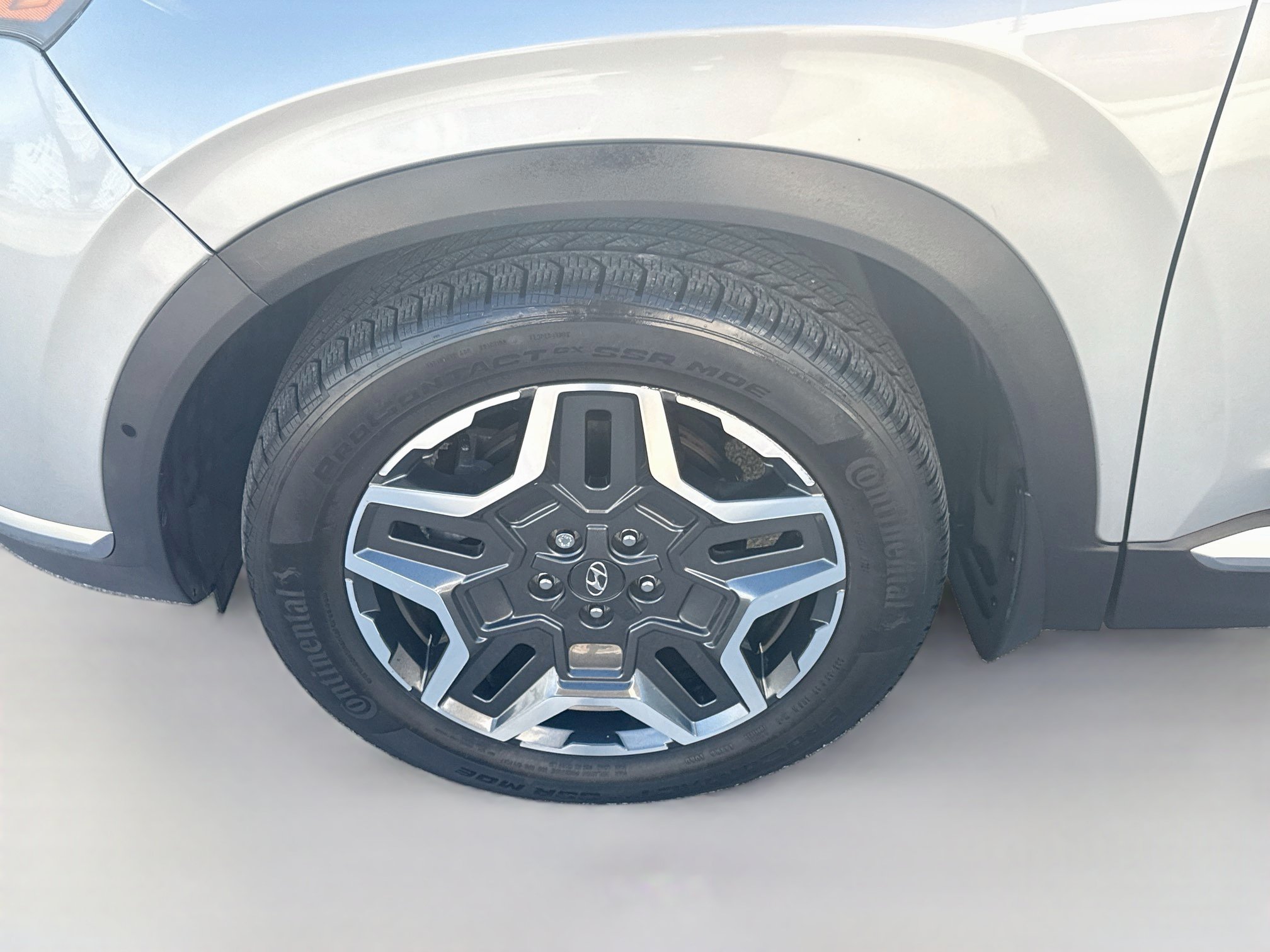 Used 2023 Hyundai Santa Fe Limited w/ Cargo Package FWD image 34