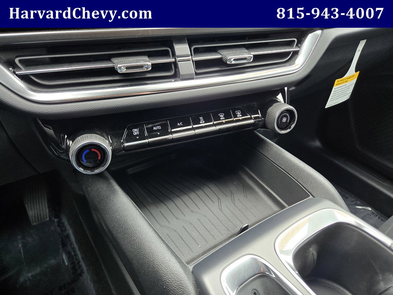 Used 2026 Chevrolet Equinox EV LT w/ Comfort Package image 10