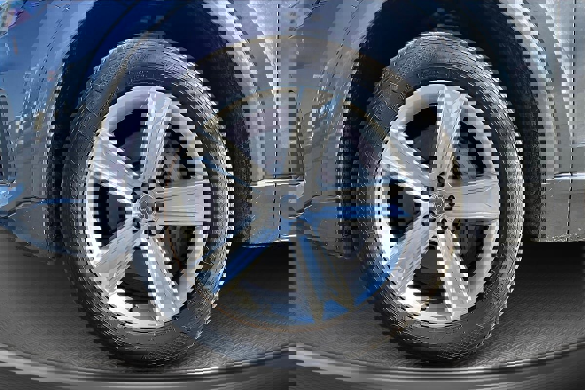 Used 2019 Audi Q8 Premium image 9