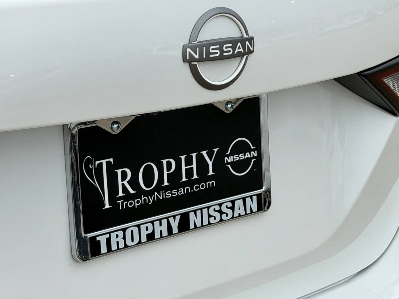 Certified 2024 Nissan Sentra SV w/ SV Premium Package FWD image 9