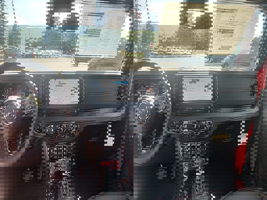 New 2025 Jeep Gladiator Rubicon w/ Safety Group image 13