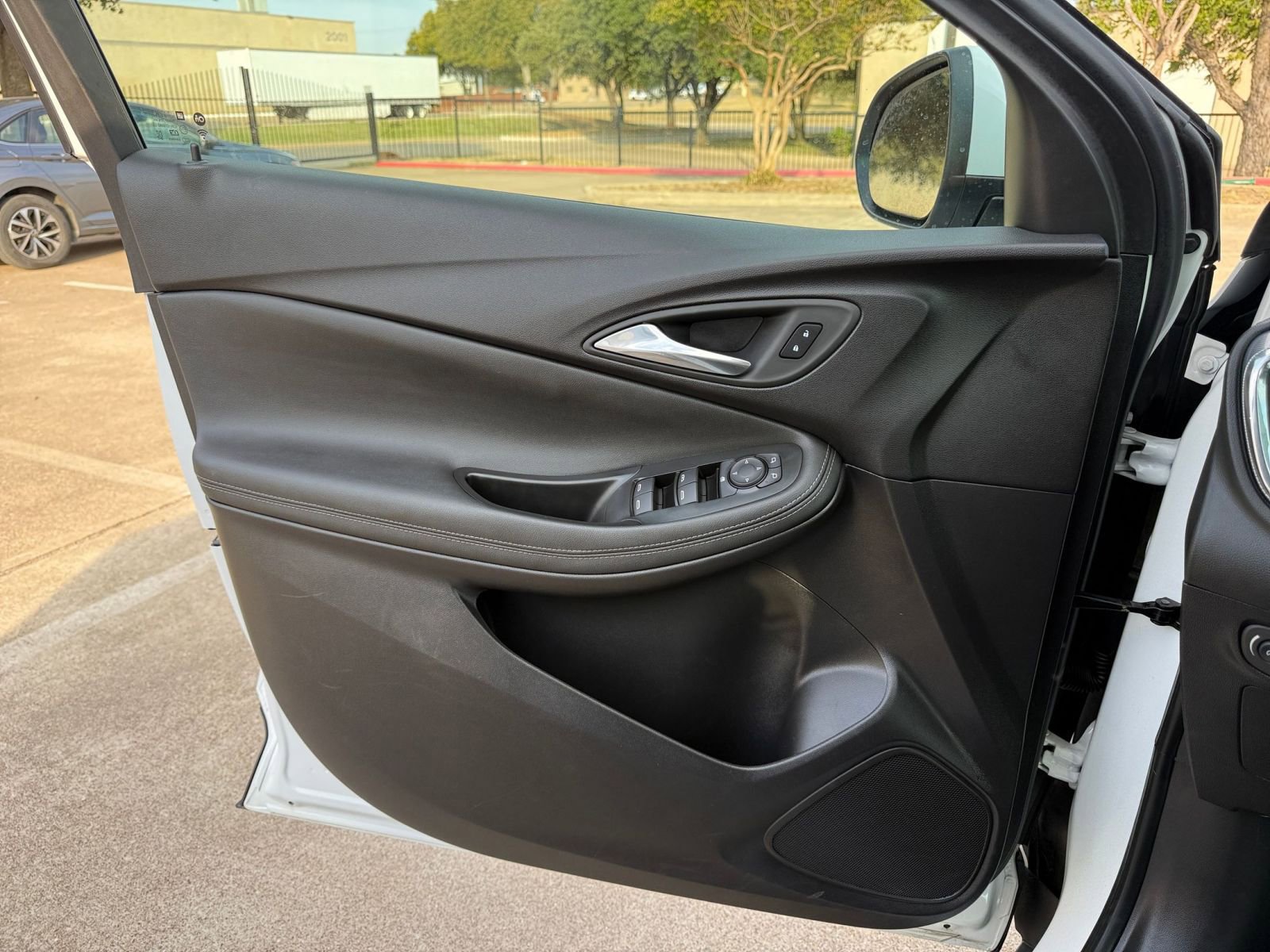 Used 2025 Buick Encore GX Preferred image 20