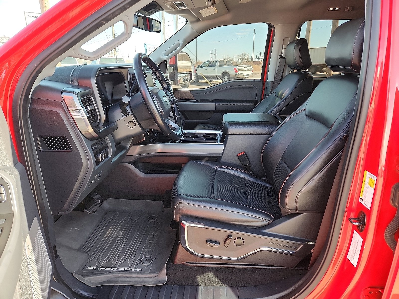 Used 2023 Ford F350 Lariat w/ Lariat Ultimate Package image 11