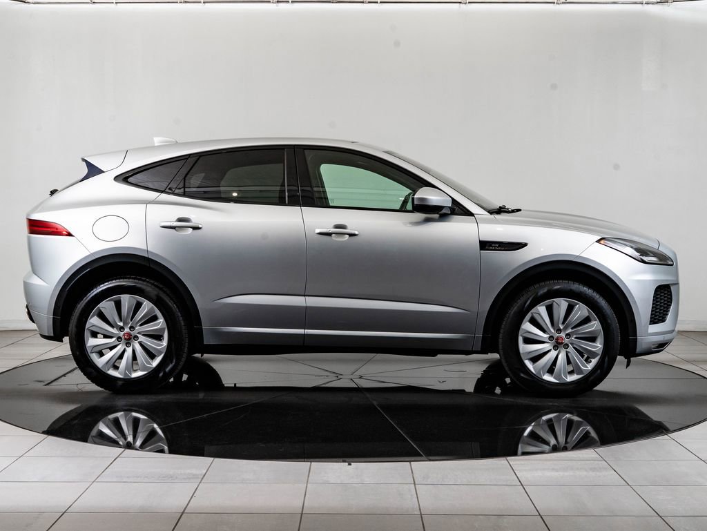 Used 2019 Jaguar E-PACE R-Dynamic SE image 11