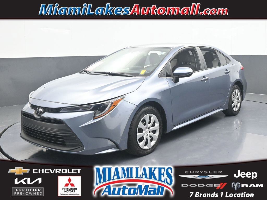 Used 2024 Toyota Corolla LE image 1