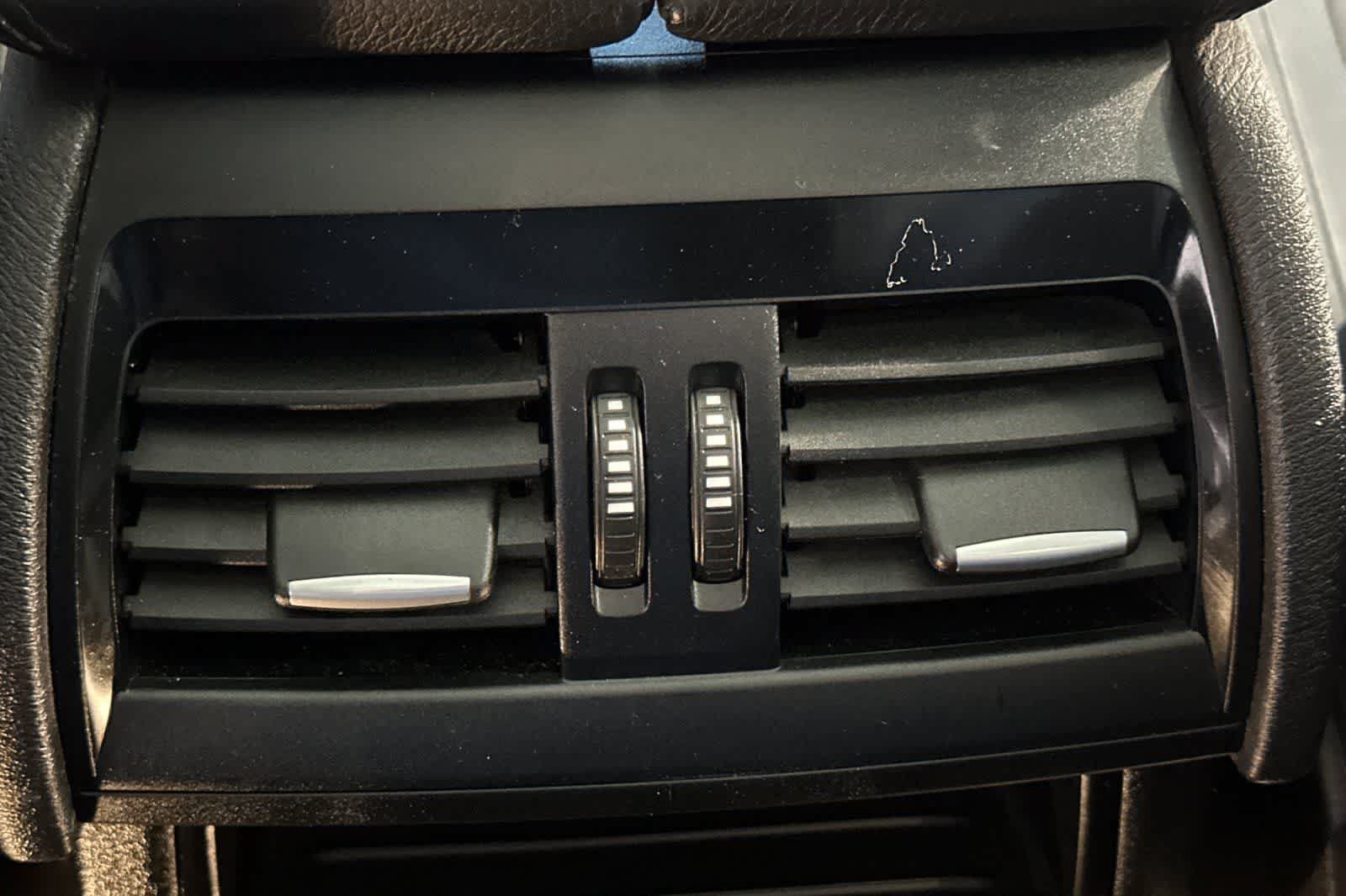 Used 2020 BMW X5 xDrive40i AWD/4WD image 15