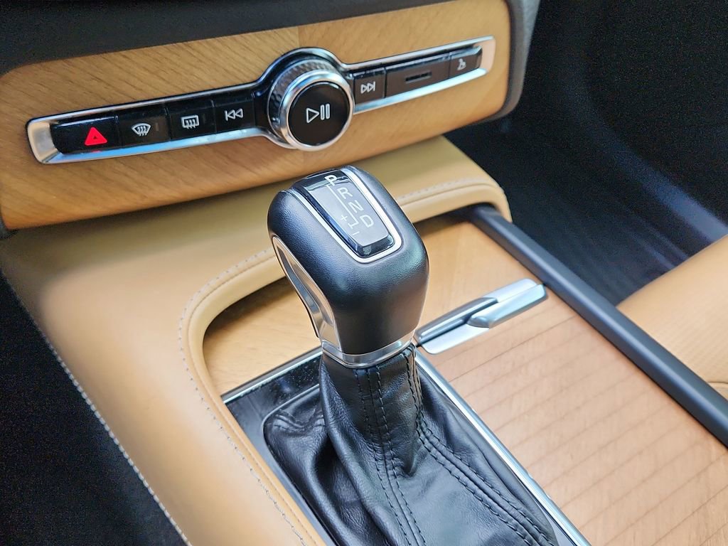 Used 2019 Volvo XC90 T6 Inscription w/ Advanced Package image 24