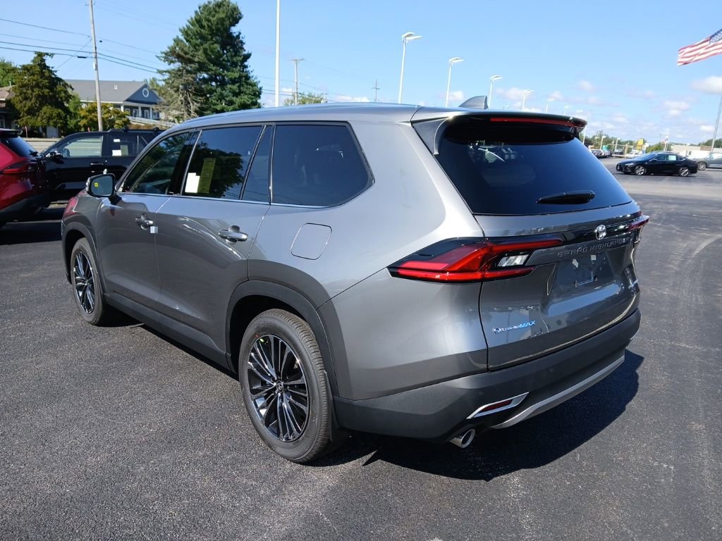New 2025 Toyota Grand Highlander AWD Hybrid image 3