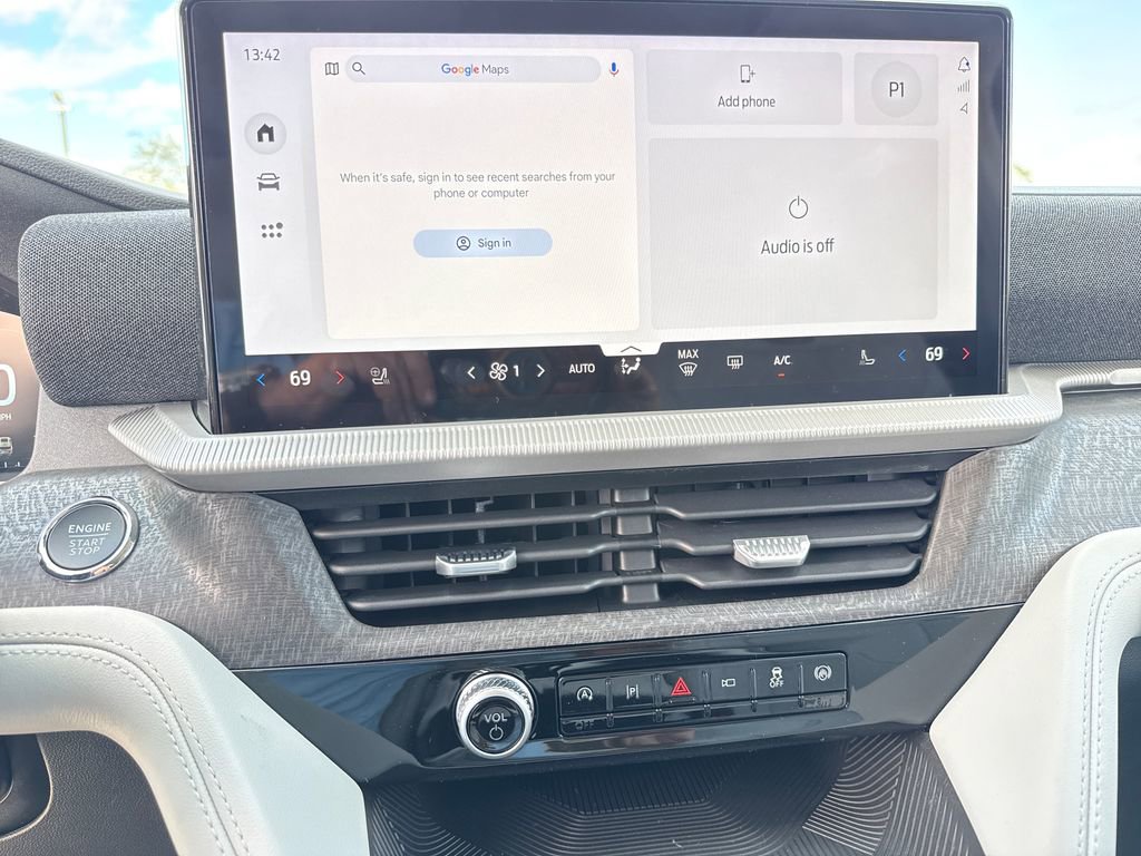 New 2026 Ford Explorer Platinum image 11