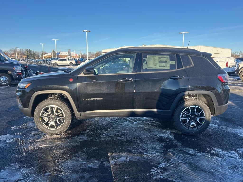 New 2026 Jeep Compass Trailhawk w/ Sun, Sound & Navigation Group image 4