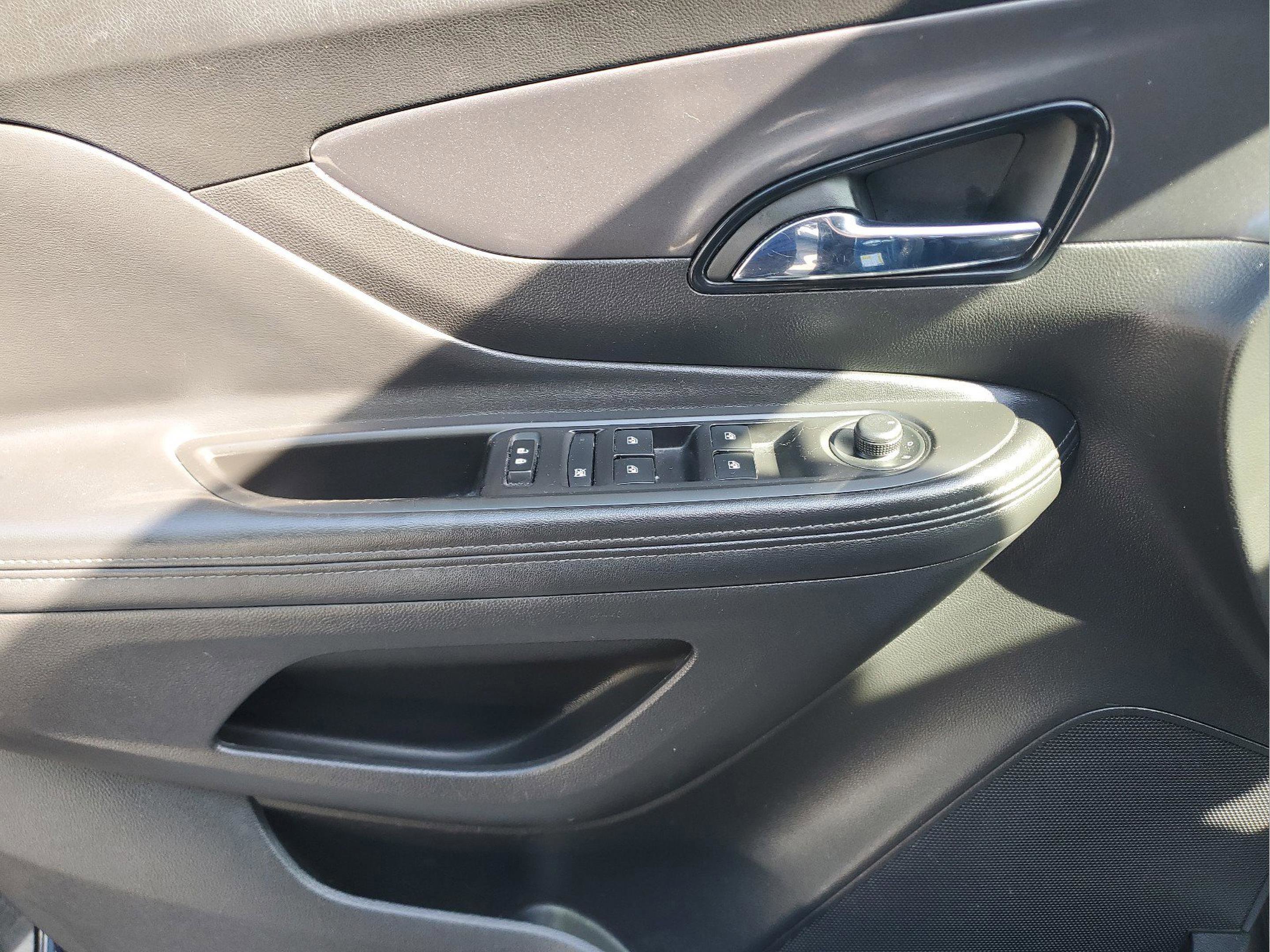 Used 2019 Buick Encore Preferred w/ Safety Package AWD/4WD image 13