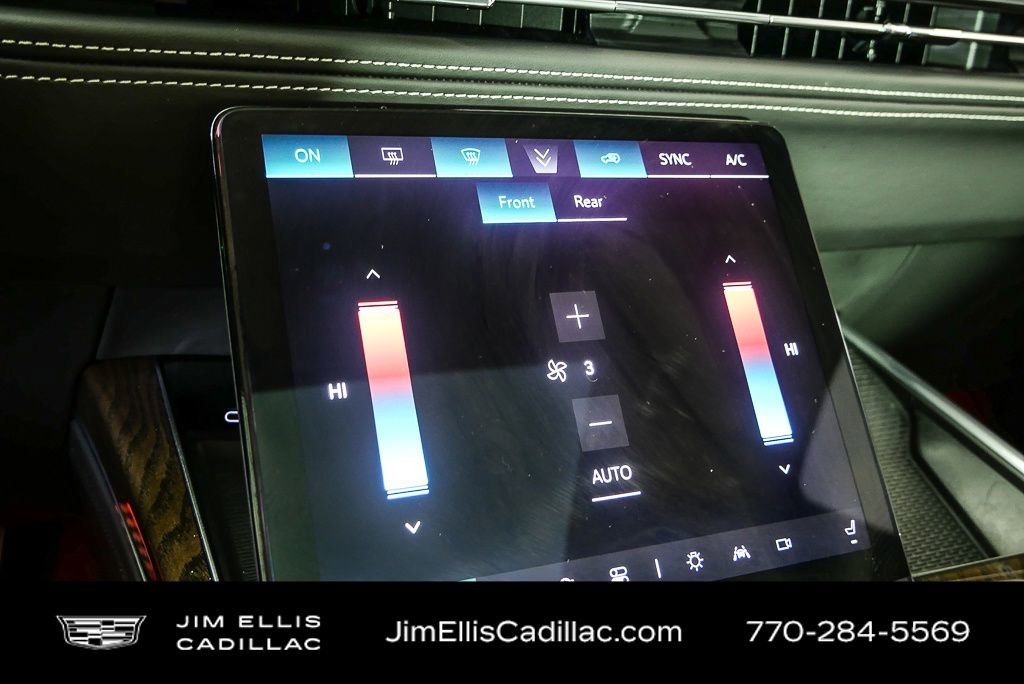 Used 2025 Cadillac Escalade Sport Platinum w/ LPO, ONYX Package image 18