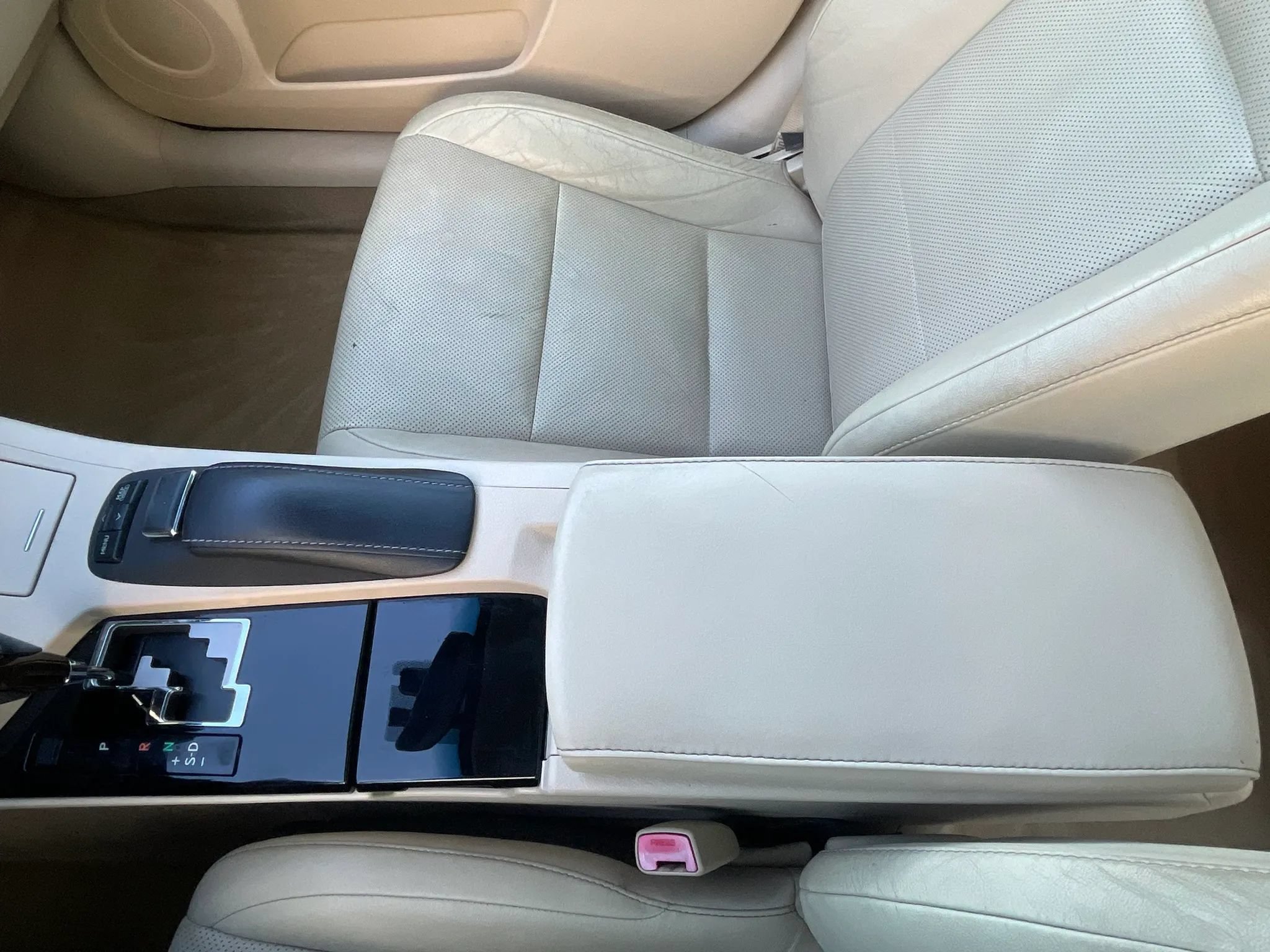 Used 2013 Lexus ES 350 w/ Luxury Pkg FWD image 38
