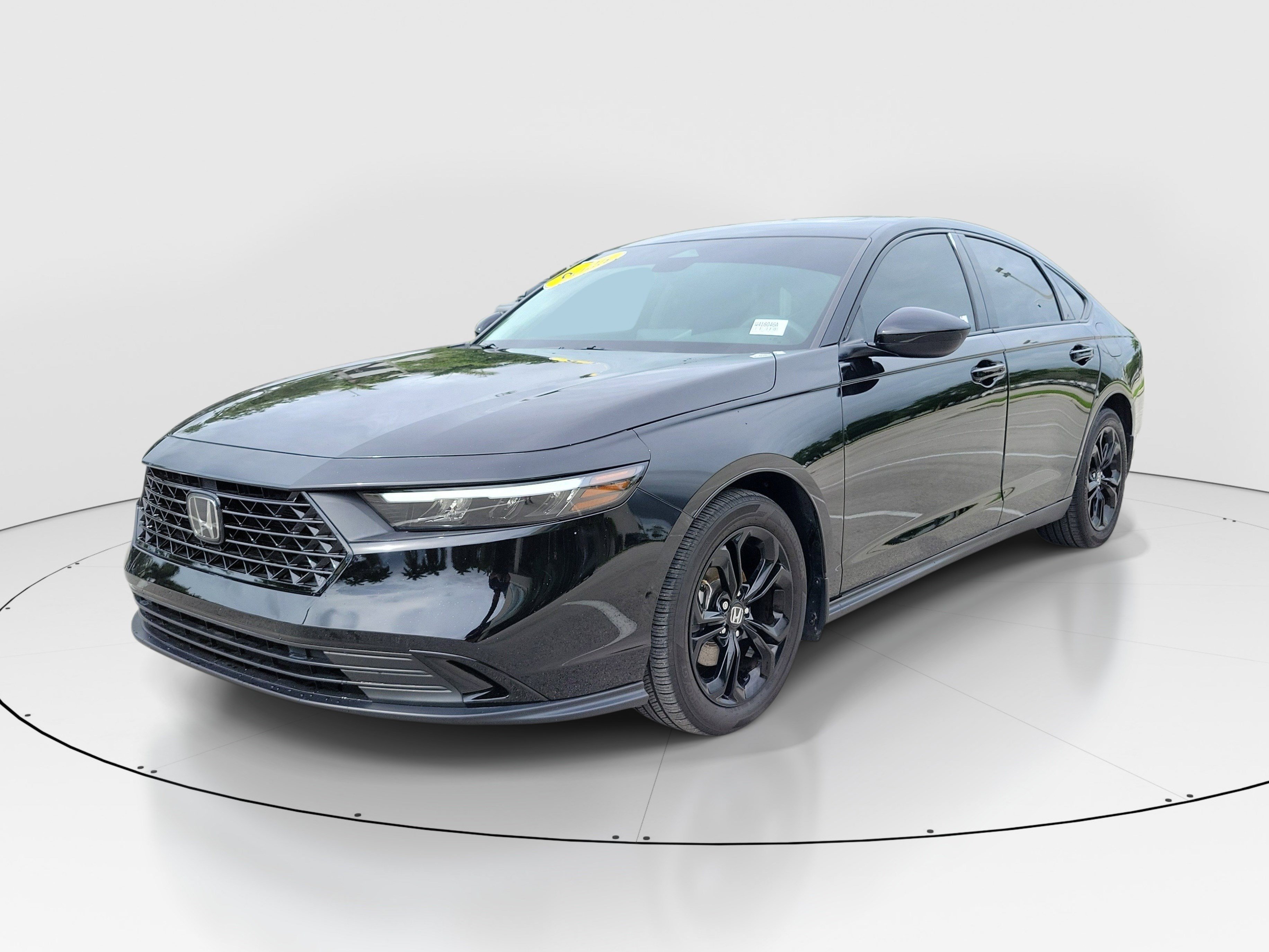 Used 2025 Honda Accord SE image 3